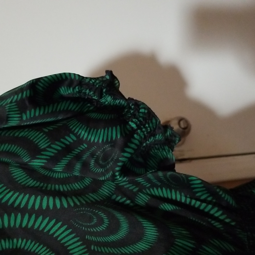 Sunny Leigh medium  Blouse - Picture 4 of 5
